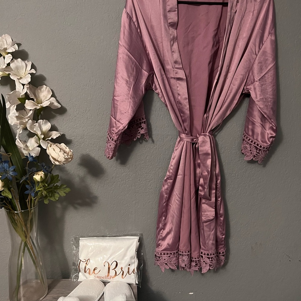 Bride Robe - Picture 2 of 3